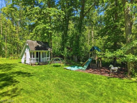 5776 Williamsburg Circle Hudson OH 44236