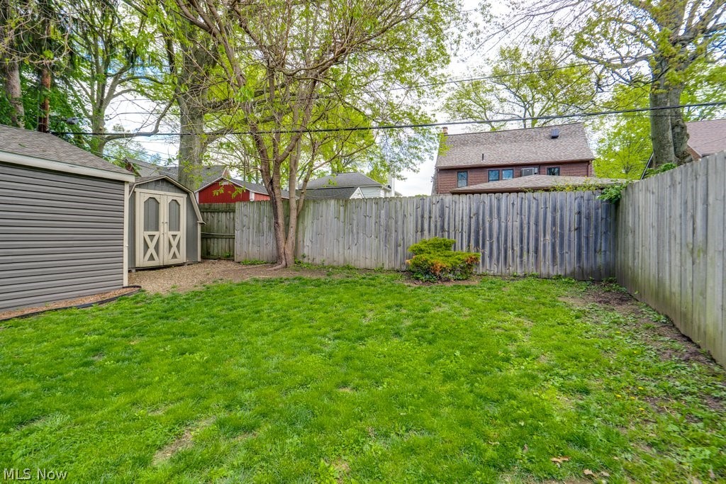 375 Roslyn Avenue Akron OH 44320