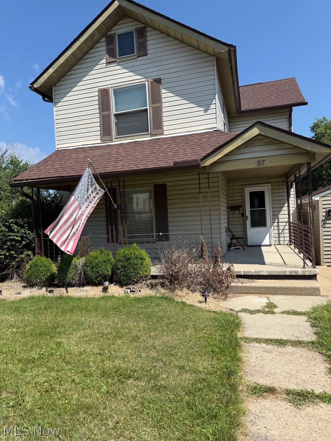 57 Park Avenue Struthers OH 44471