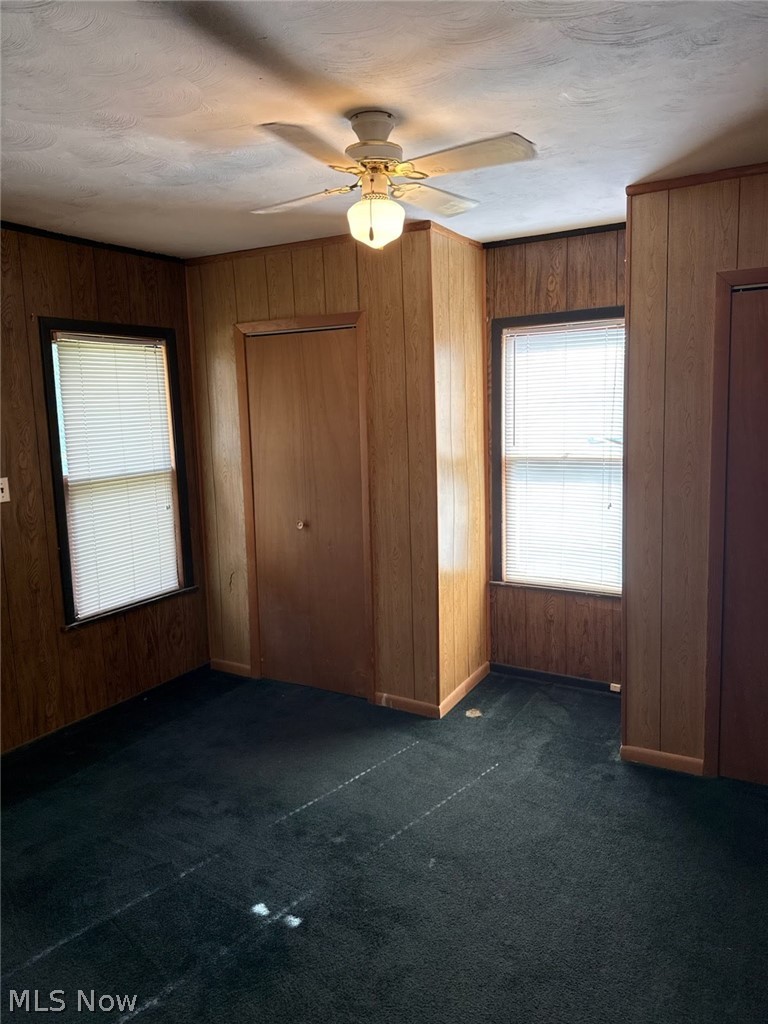 57 Park Avenue Struthers OH 44471