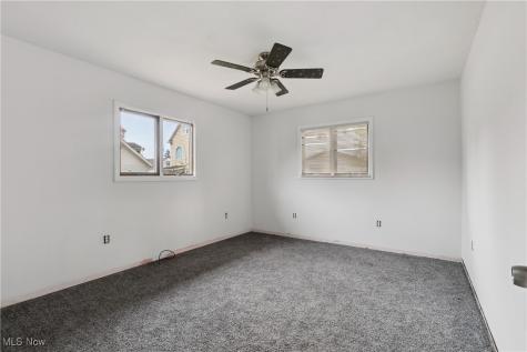 492 E Hopocan Avenue Barberton OH 44203