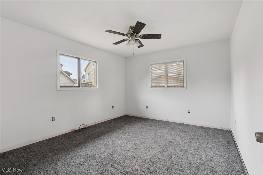 492 E Hopocan Avenue Barberton OH 44203