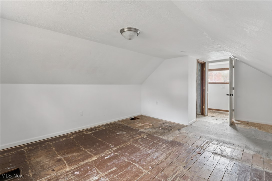 492 E Hopocan Avenue Barberton OH 44203