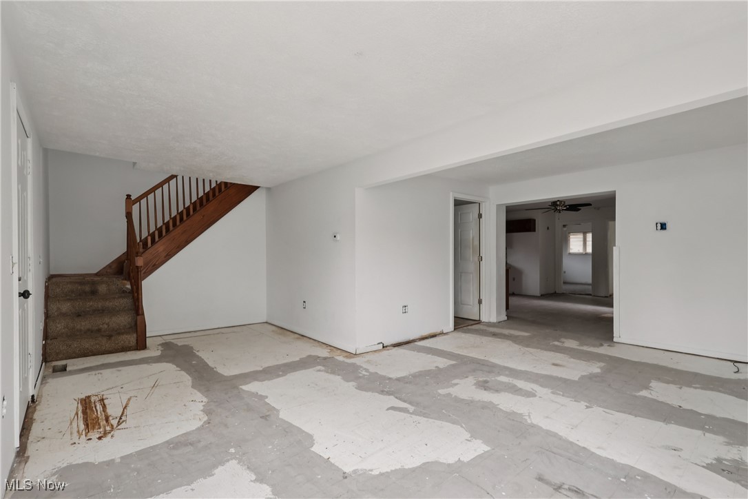 492 E Hopocan Avenue Barberton OH 44203