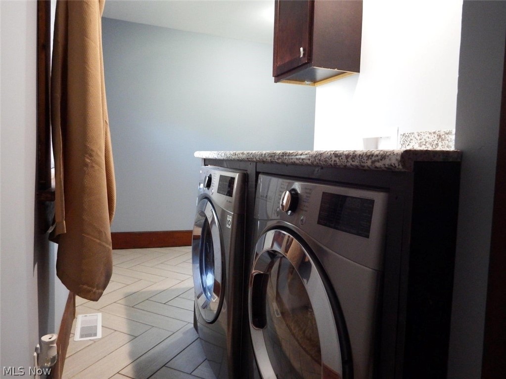 122 Short Street Roseville OH 43777