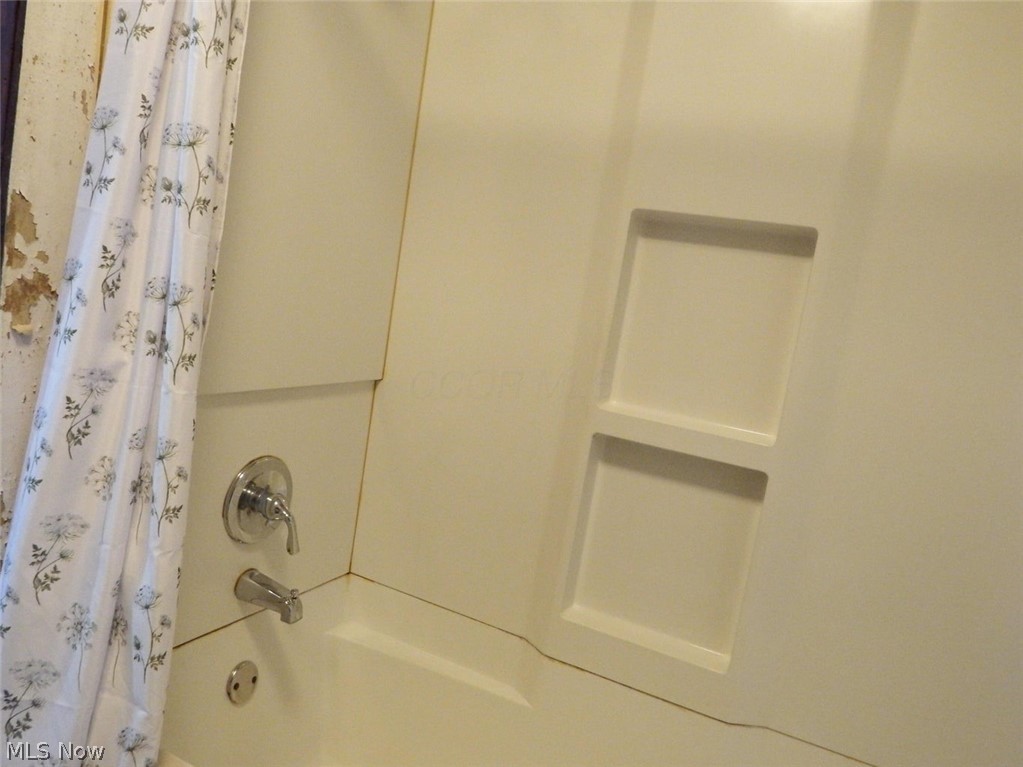 122 Short Street Roseville OH 43777