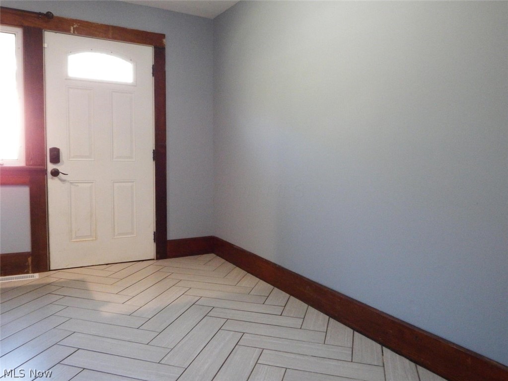 122 Short Street Roseville OH 43777