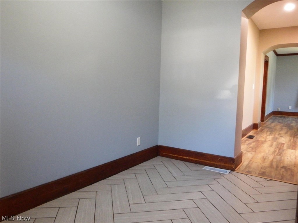 122 Short Street Roseville OH 43777