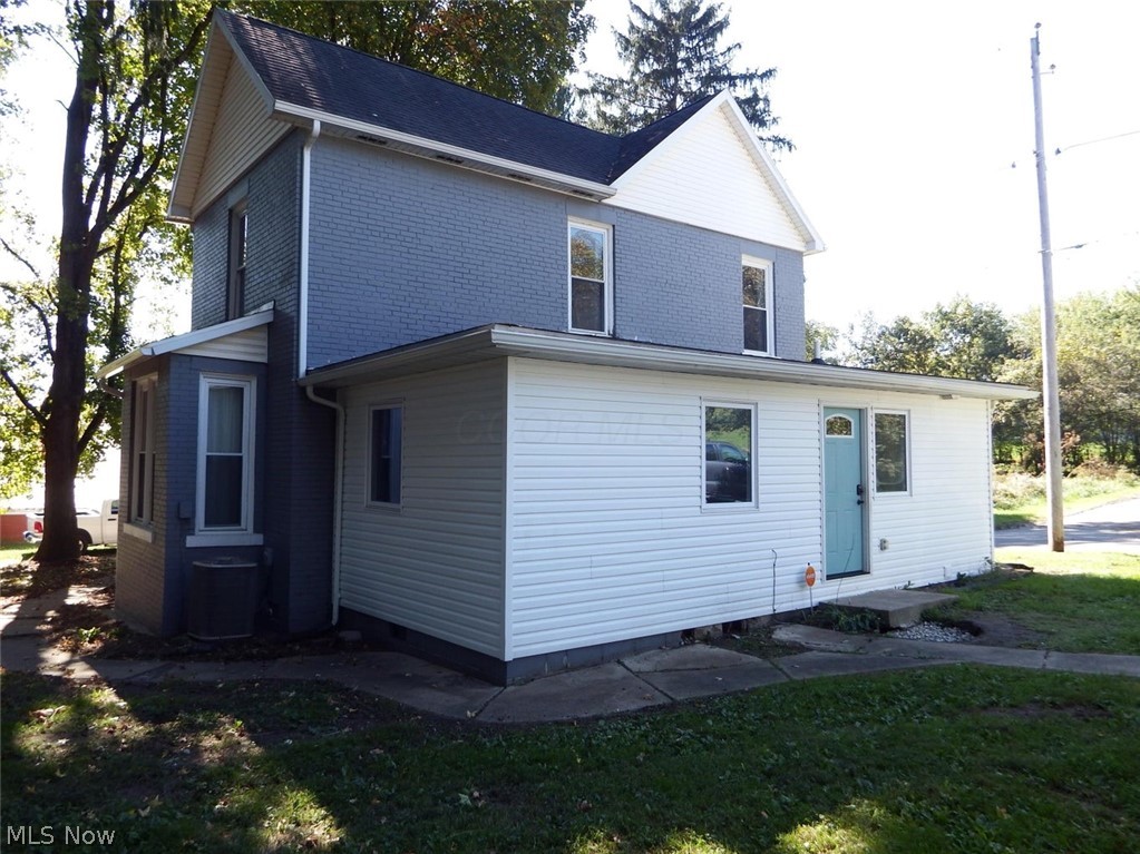 122 Short Street Roseville OH 43777