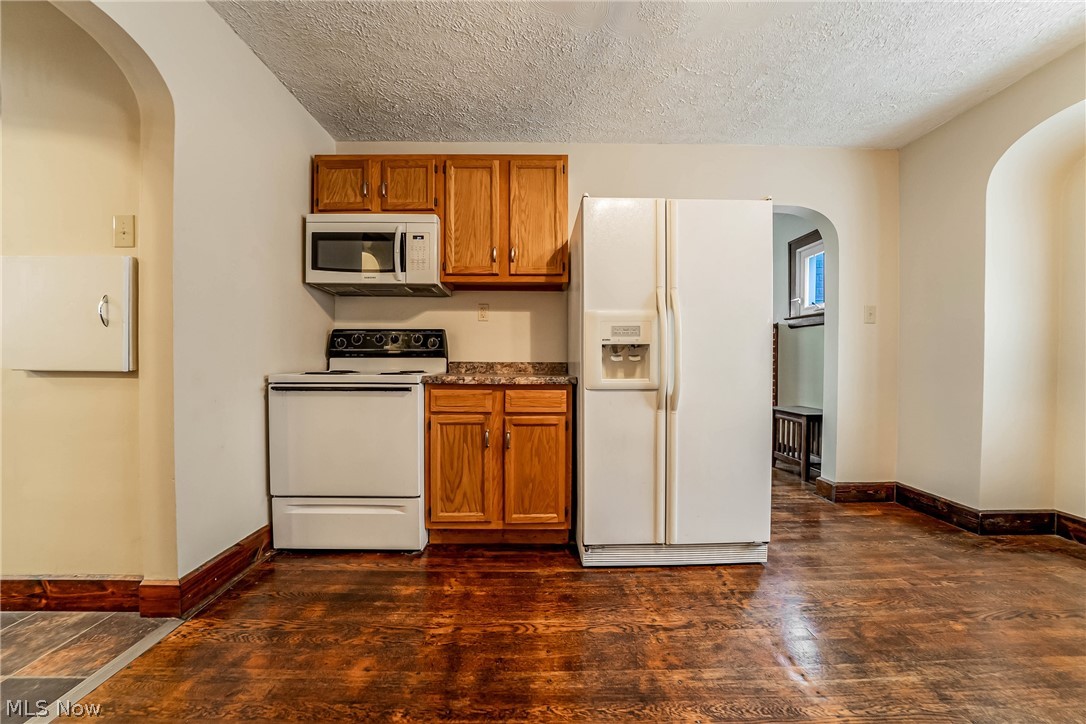 2549 Ogden Avenue Akron OH 44312