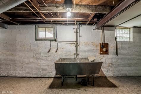 2549 Ogden Avenue Akron OH 44312