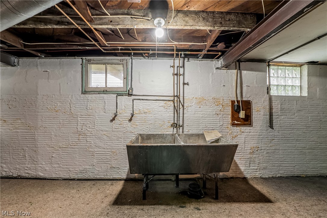2549 Ogden Avenue Akron OH 44312