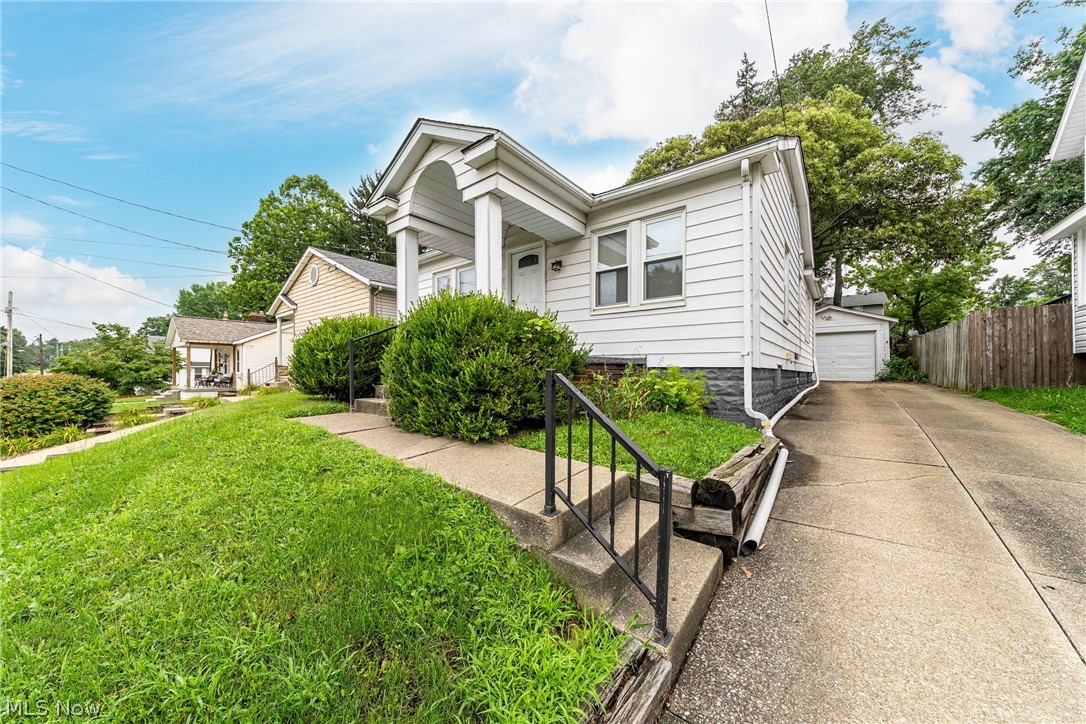 2549 Ogden Avenue Akron OH 44312