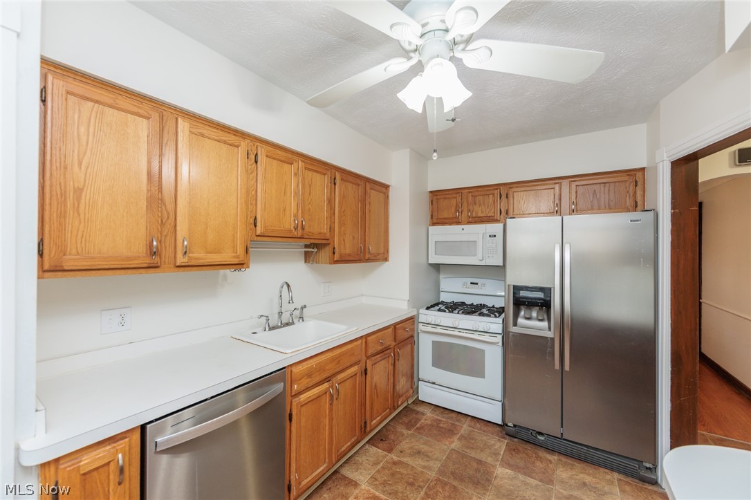 3675 W 165th Street Cleveland OH 44111