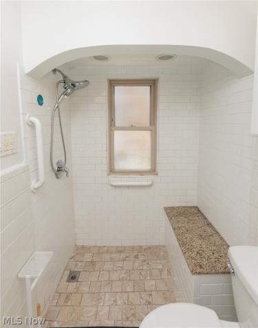 3675 W 165th Street Cleveland OH 44111