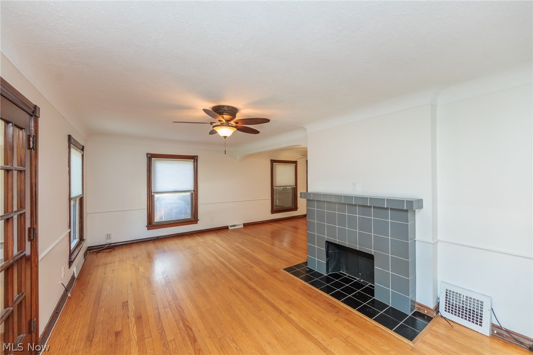 3675 W 165th Street Cleveland OH 44111
