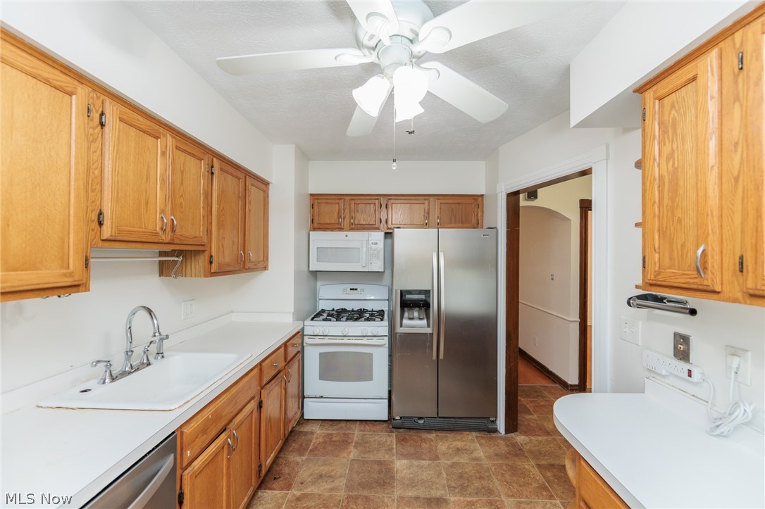3675 W 165th Street Cleveland OH 44111