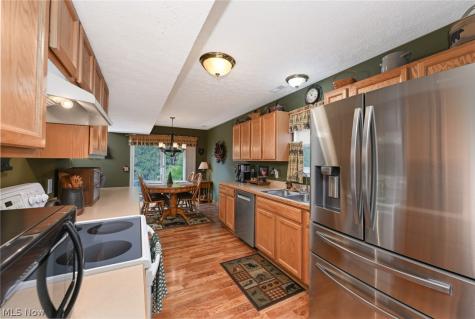 3126 Shelton Court Akron OH 44312