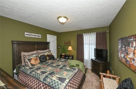 3126 Shelton Court Akron OH 44312