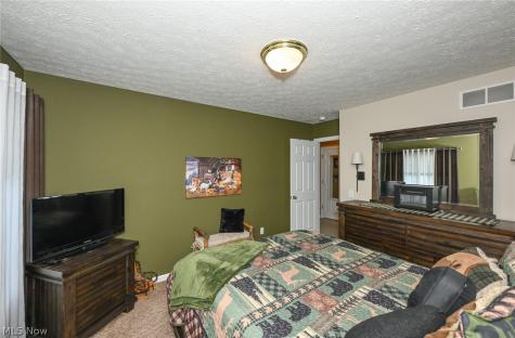 3126 Shelton Court Akron OH 44312
