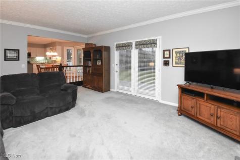 6701 Bretton Ridge Drive North Olmsted OH 44070