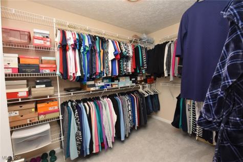 6701 Bretton Ridge Drive North Olmsted OH 44070