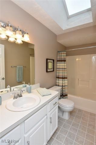 6701 Bretton Ridge Drive North Olmsted OH 44070