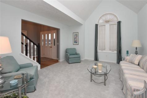 6701 Bretton Ridge Drive North Olmsted OH 44070