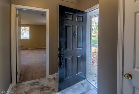 2858 Lakeland Parkway Silver Lake OH 44224