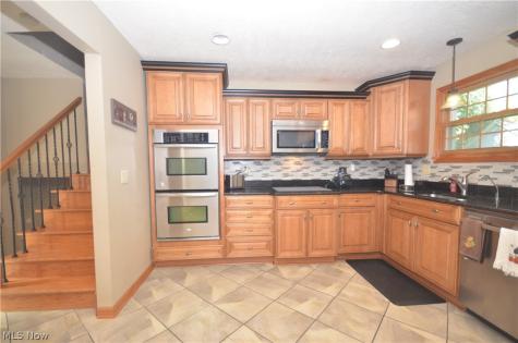 3805 Lake Vista Road Akron OH 44319