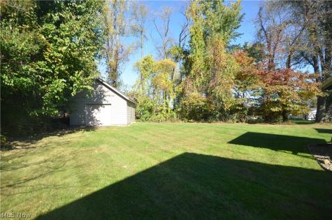 3805 Lake Vista Road Akron OH 44319
