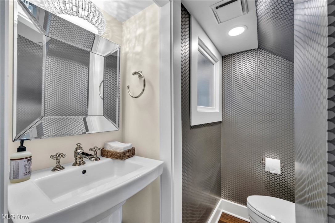 21540 Aberdeen Road Rocky River OH 44116