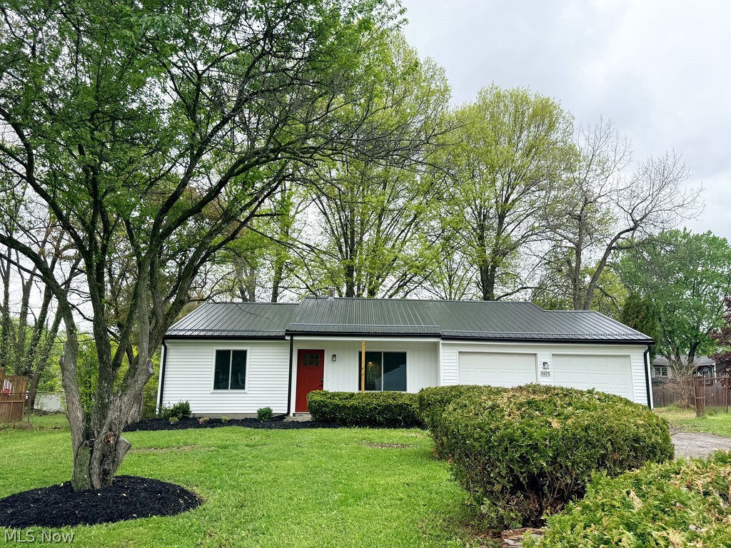 2625 Elm Drive Girard OH 44420