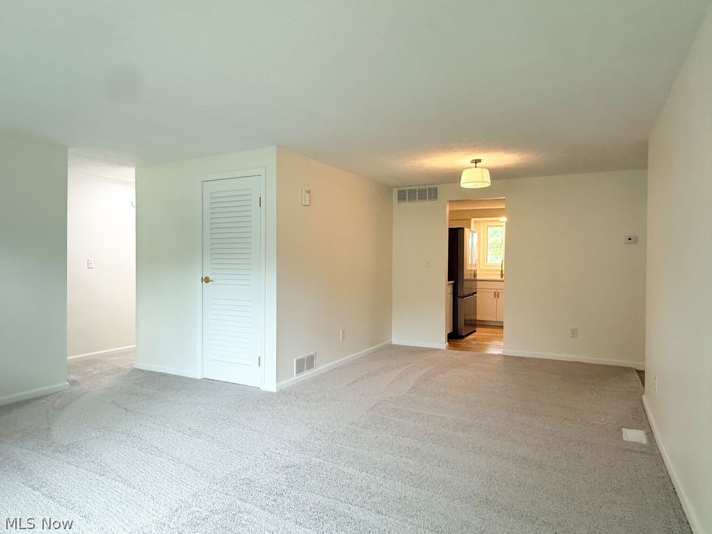 2625 Elm Drive Girard OH 44420