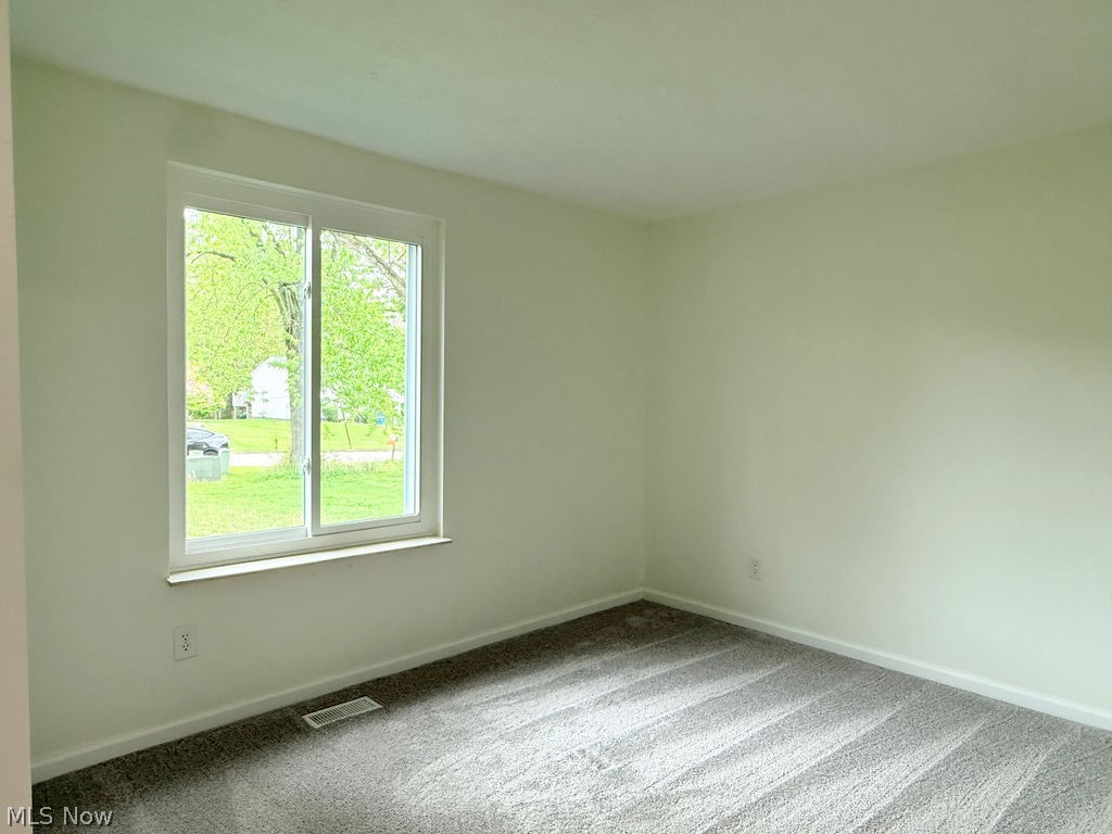 2625 Elm Drive Girard OH 44420