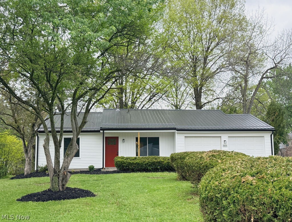 2625 Elm Drive Girard OH 44420