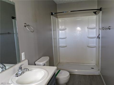 13096 Smith Road Wellington OH 44090