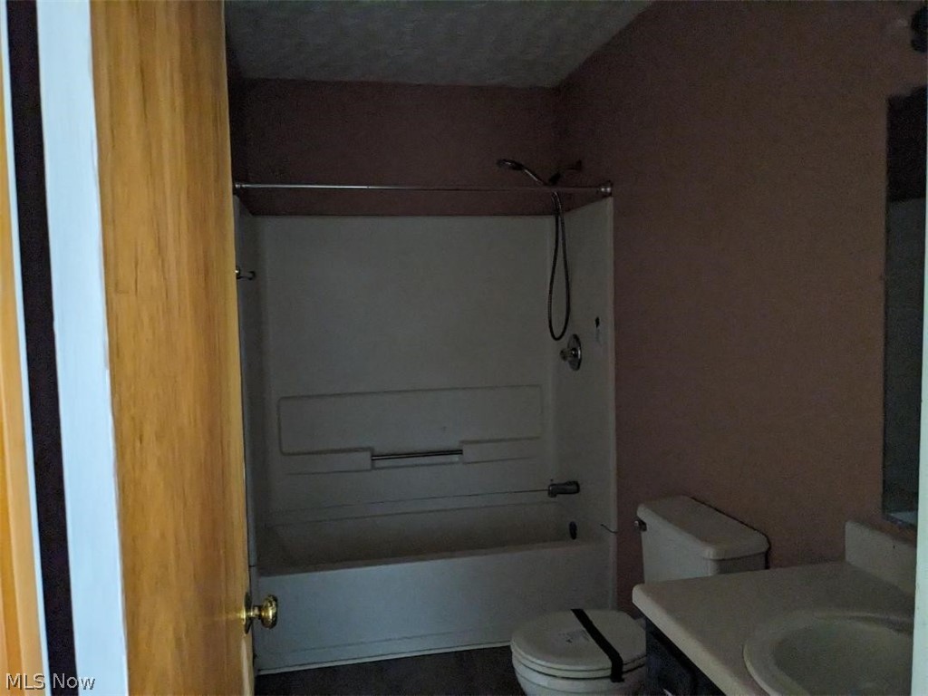 13096 Smith Road Wellington OH 44090