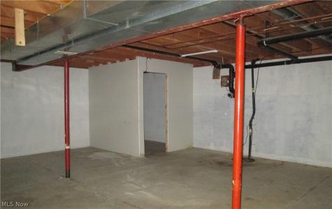 13096 Smith Road Wellington OH 44090