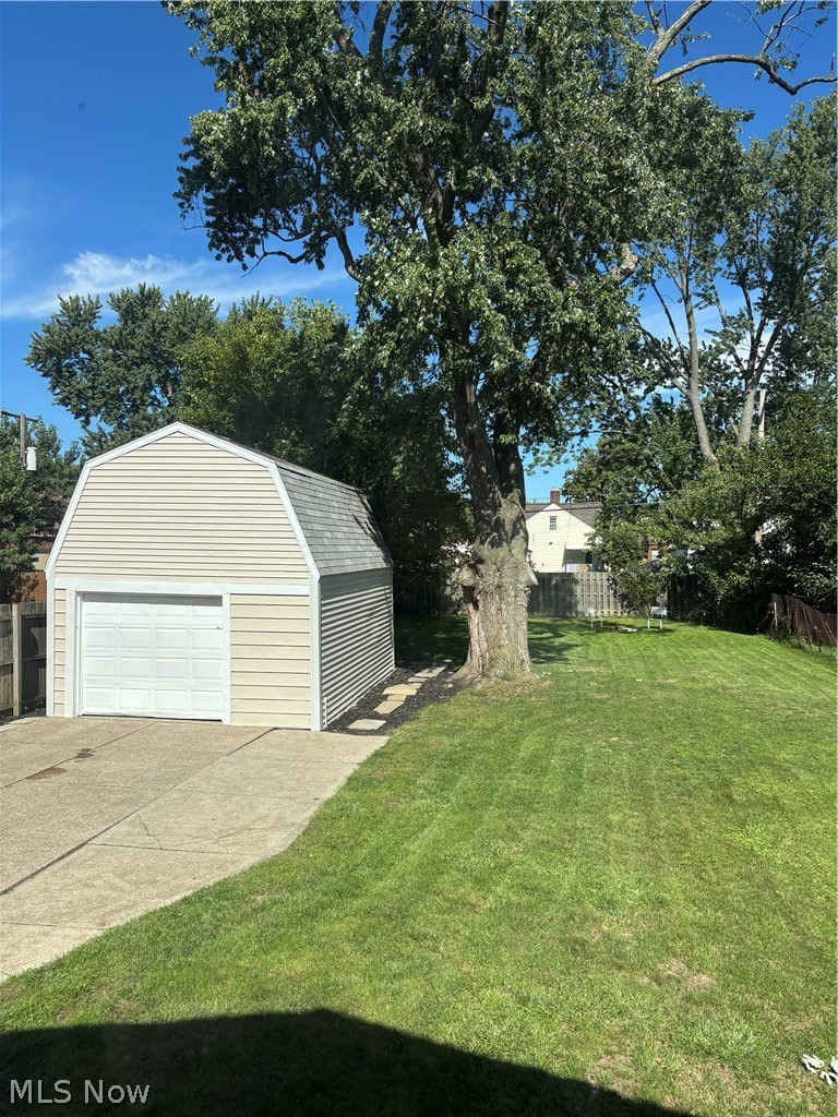 16814 Westdale Avenue Cleveland OH 44135
