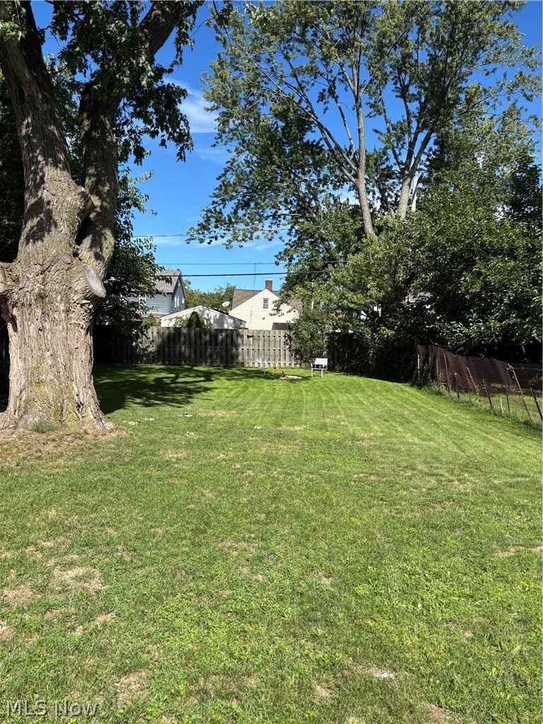 16814 Westdale Avenue Cleveland OH 44135