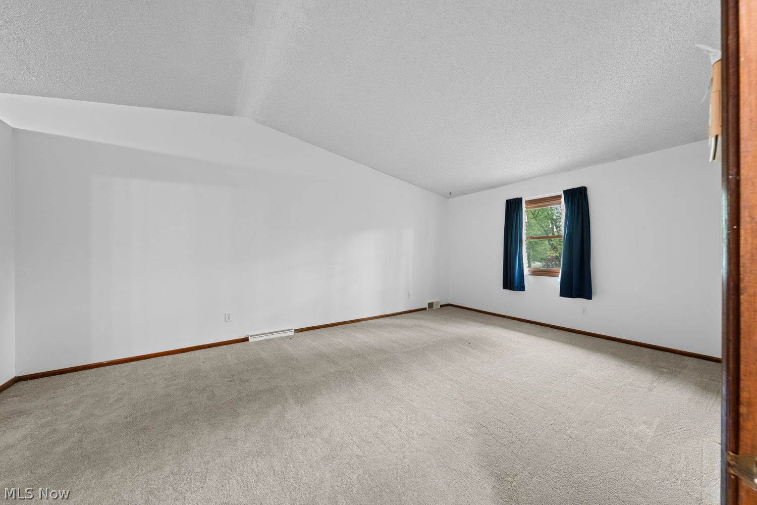 2407 Inas Drive Copley OH 44321