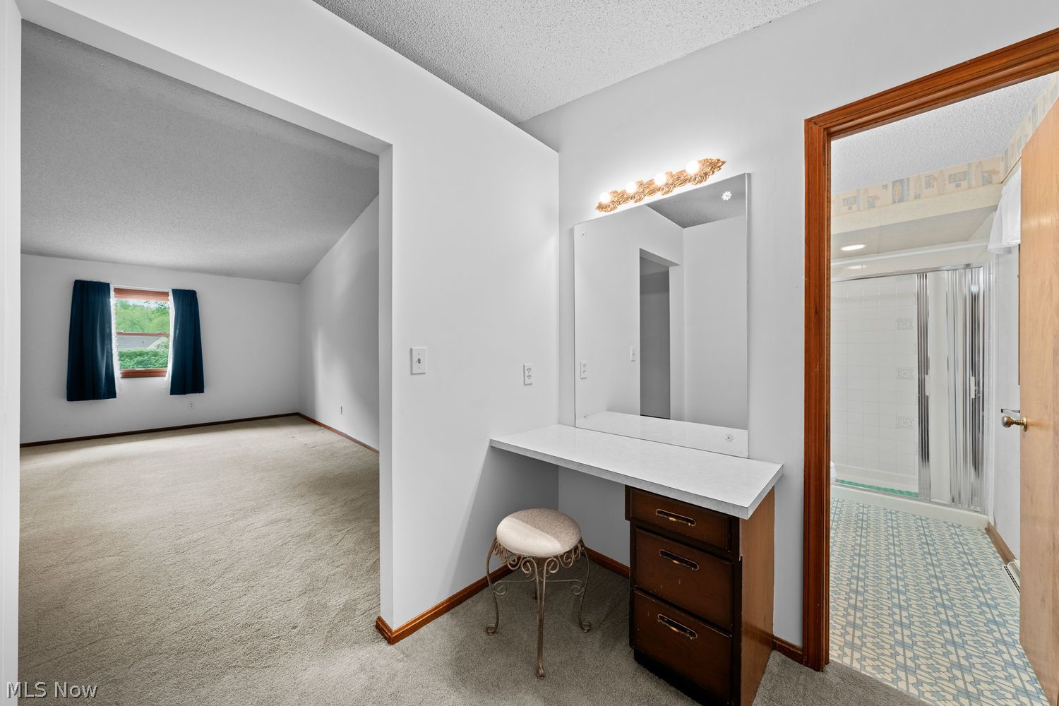 2407 Inas Drive Copley OH 44321