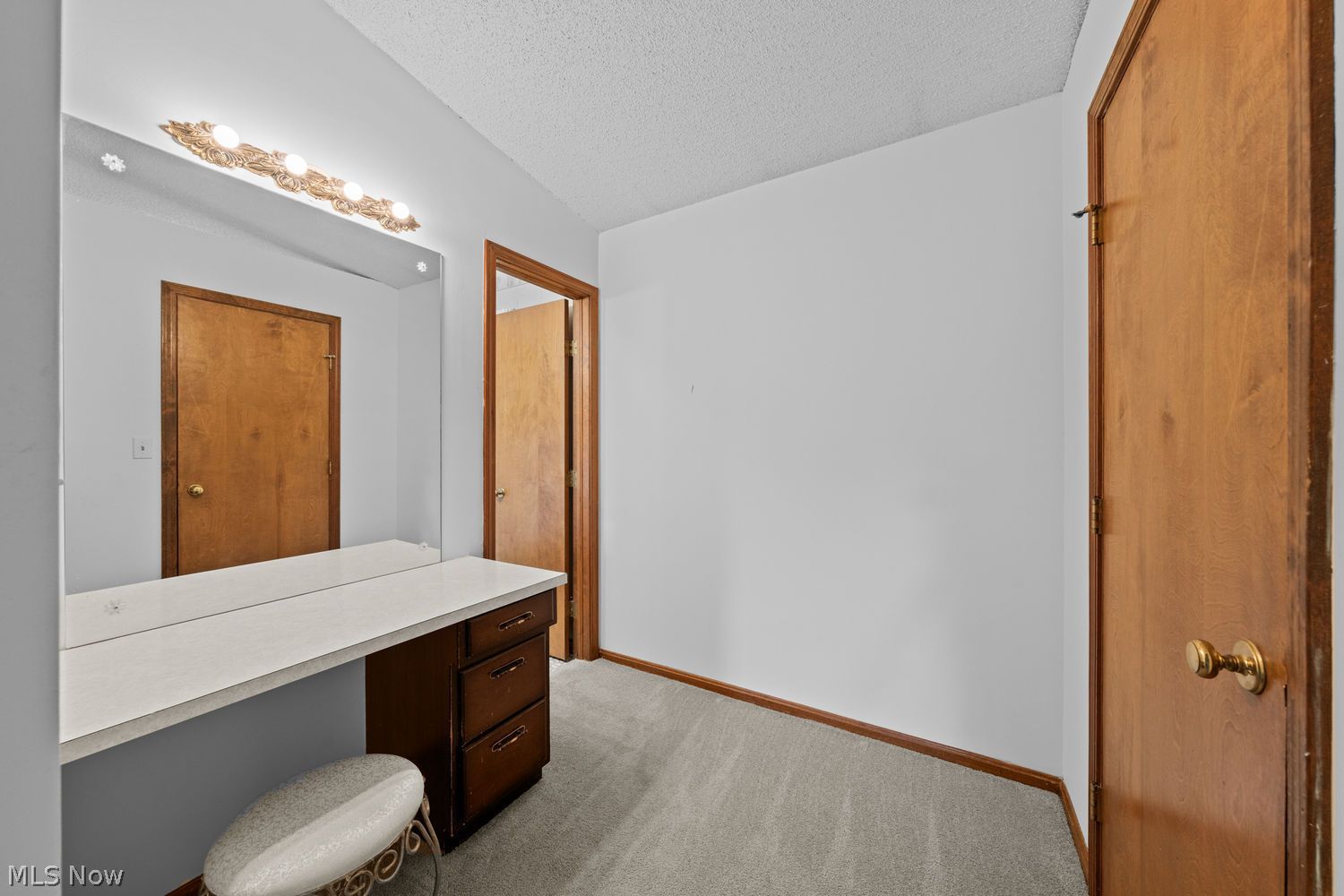2407 Inas Drive Copley OH 44321