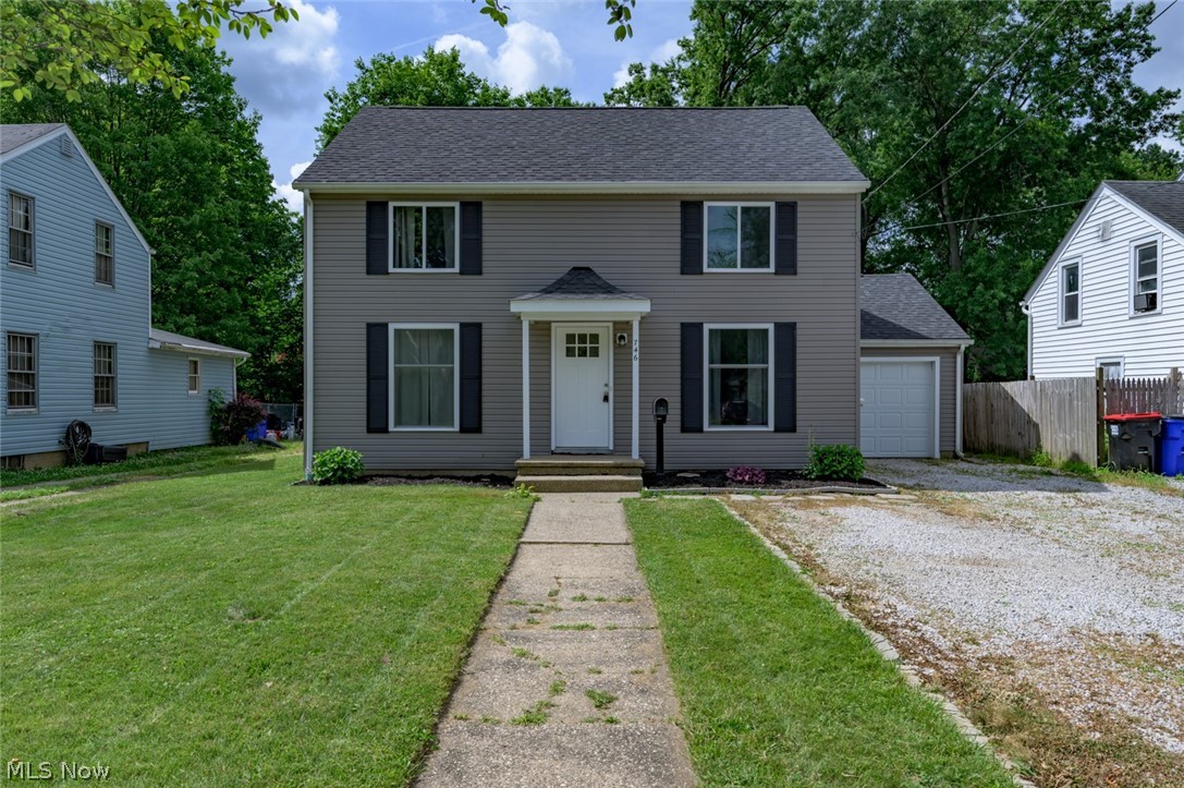 746 E Highland Avenue Ravenna OH 44266