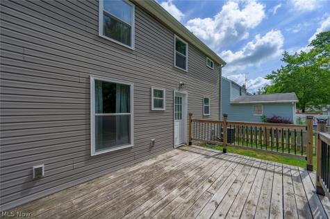 746 E Highland Avenue Ravenna OH 44266