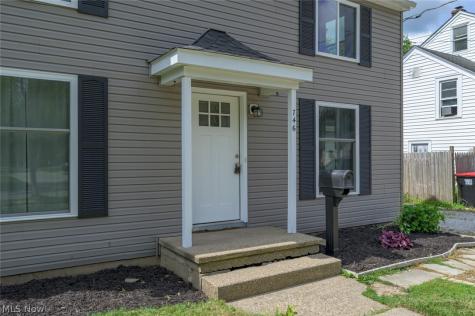 746 E Highland Avenue Ravenna OH 44266