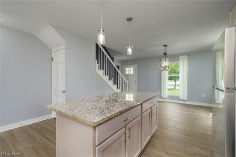 746 E Highland Avenue Ravenna OH 44266