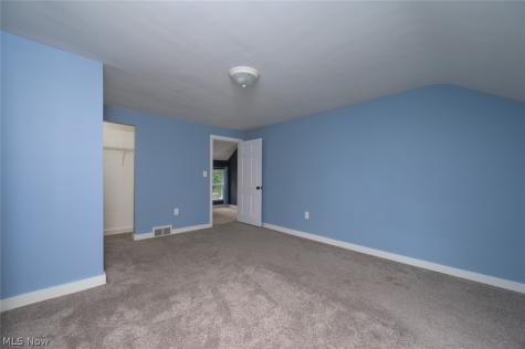 746 E Highland Avenue Ravenna OH 44266