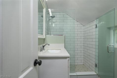 746 E Highland Avenue Ravenna OH 44266